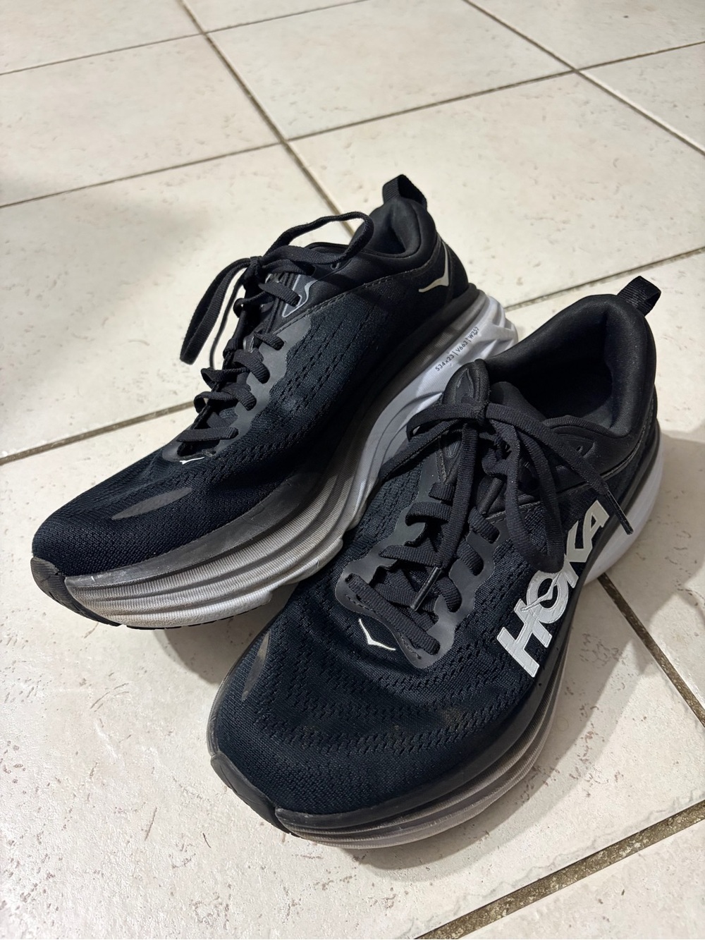Hoka Bondi 8 Wide Sneakers